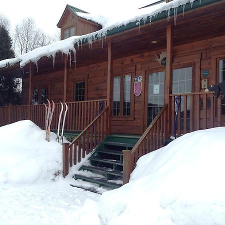 Aux Berges Du St-Maurice Hotel Saint-Jean-des Piles Exterior foto